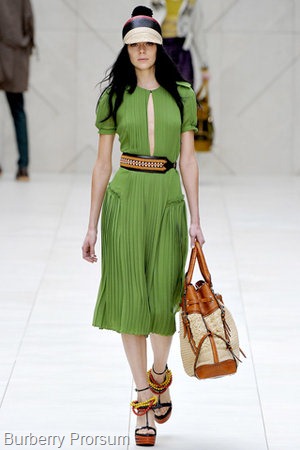 [burberry-prorsum-spring-2012-rtw-pleated-dress-profile%255B7%255D.jpg]