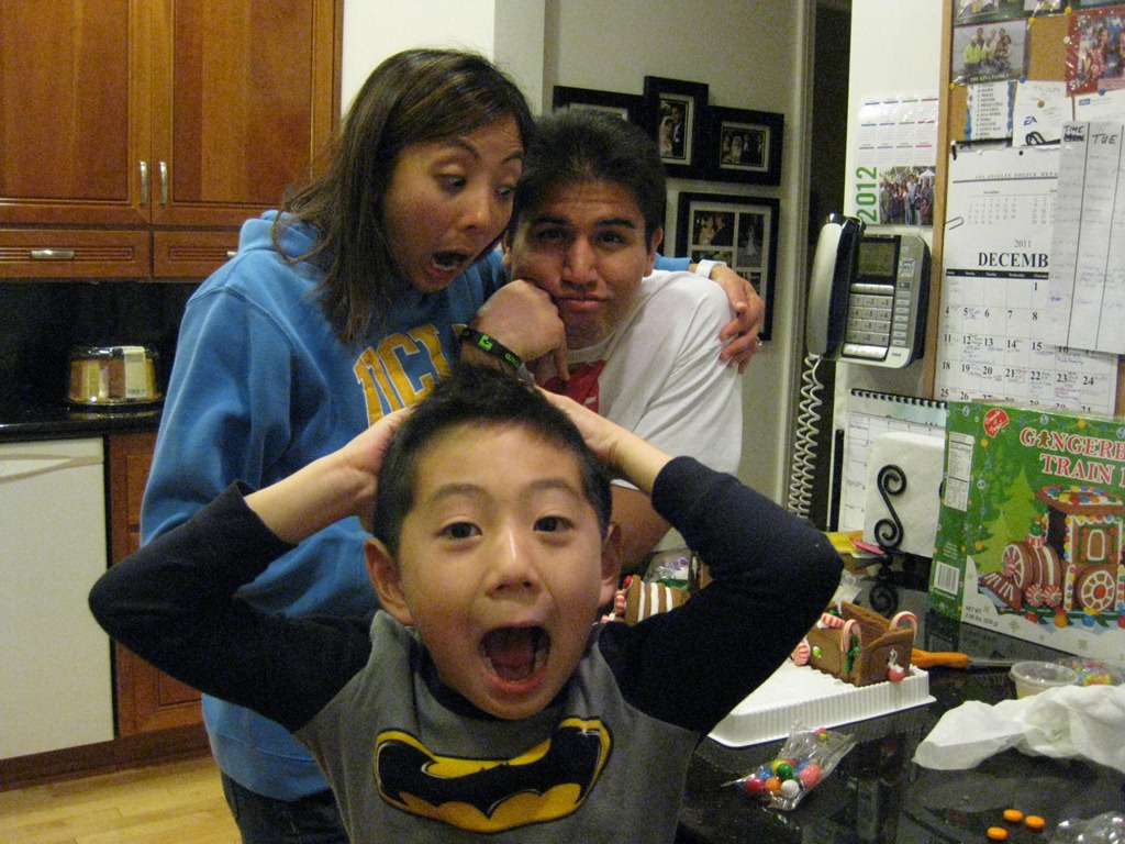 [gingerbread_house14%255B3%255D.jpg]