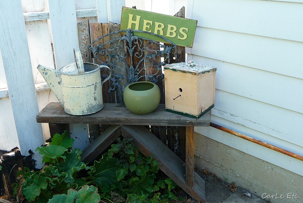 [Porch%2520and%2520courtyard%2520028%255B9%255D.jpg]