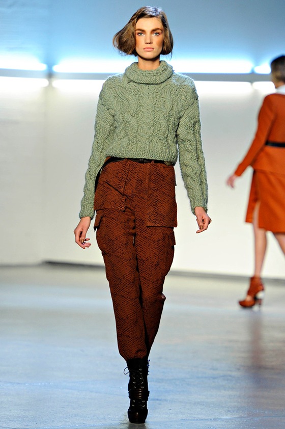 [rodartertwfw2012runway023_1619114382%255B2%255D.jpg]