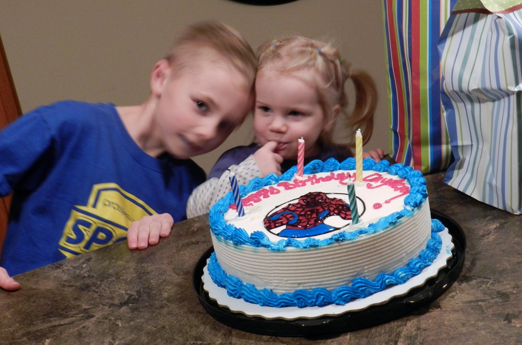 [2012%2520Caydens%25208th%2520Birthday%2520%25289%2529%255B5%255D.jpg]