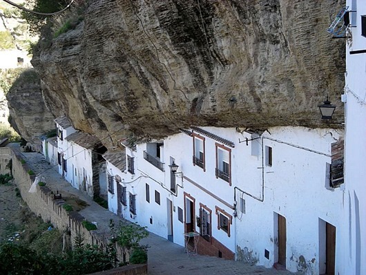 setenil-pod-skaloy-4 setenil-pod-skaloy-4