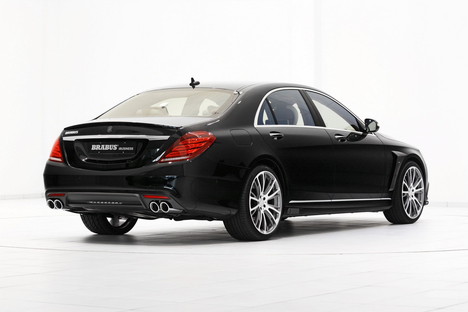 [Brabus-850-Biturbo-iBusiness-5%255B2%255D.jpg]