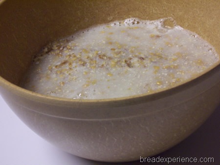 [multigrain-spelt-bread-with-soaker%2520003%255B1%255D.jpg]