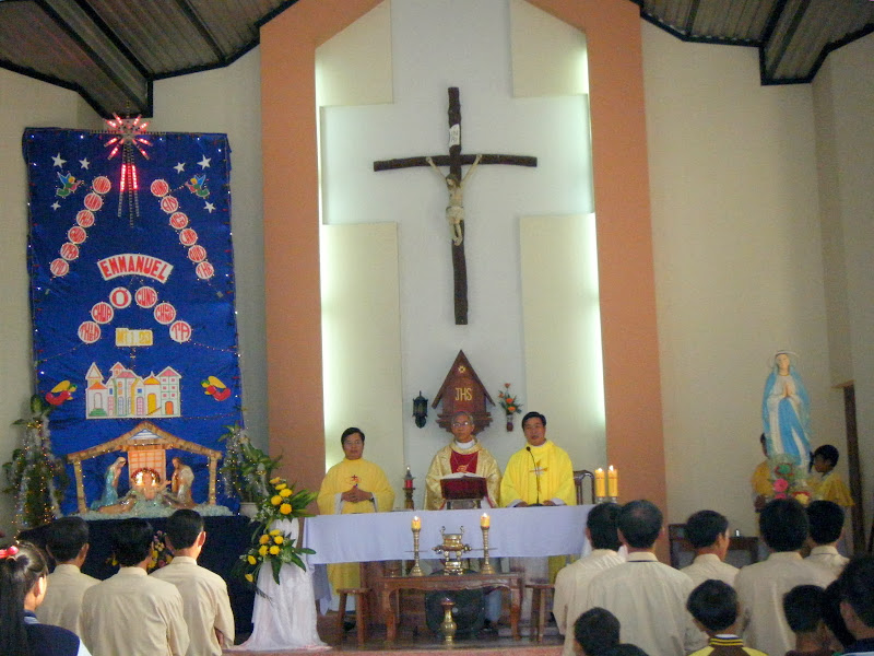 Thánh lễ và nghi thức trao chứng thư chứng nhận tác vụ tông đồ giáo dân cho HĐGX nhiệm kỳ 2014 - 2017, tại Giáo xứ Đa Lộc