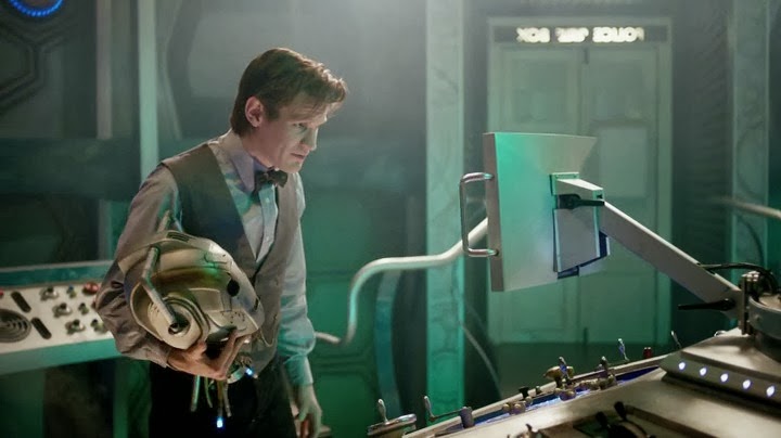 [Doctor%2520Who%2520-%2520Christmas%25202013%2520-2%255B2%255D.jpg]