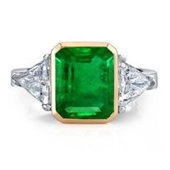 Emerald-and-Diamond-Ring-