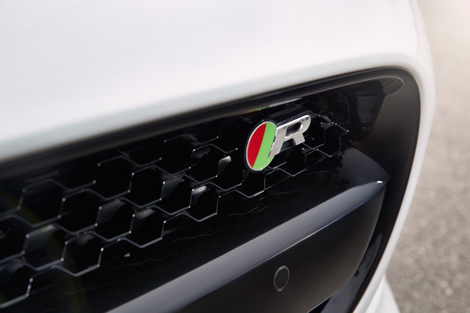 [New-Jaguar-F-Type-Coupe-54%255B2%255D.jpg]