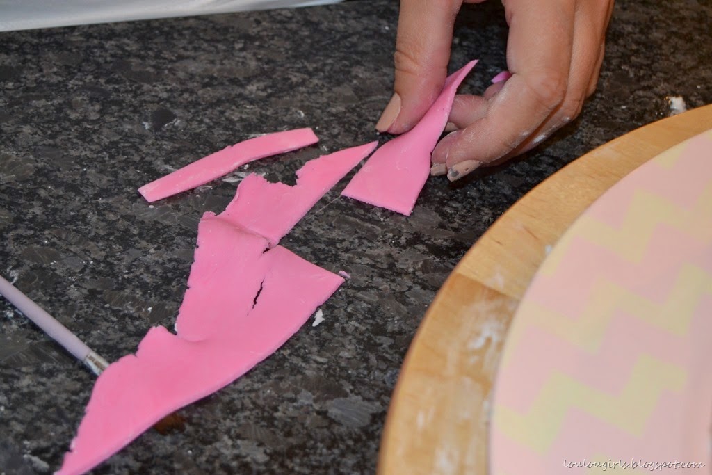 [How-To-Make-a-Minnie-Mouse-Birthday-Cake%2520%252830%2529%255B3%255D.jpg]