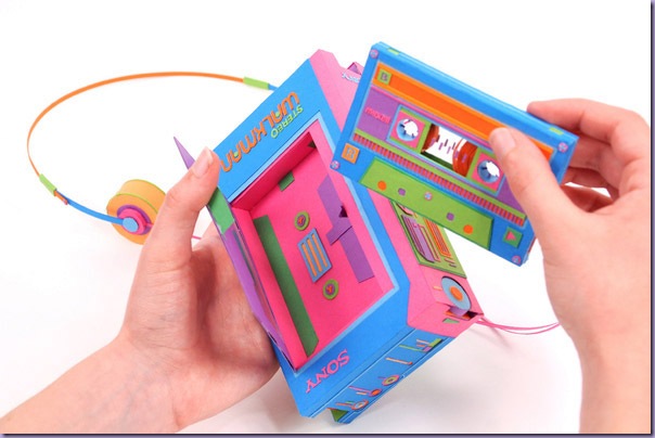 Arte-Recortes-Papel-Eletrônicos-Walkman-Fita-K7