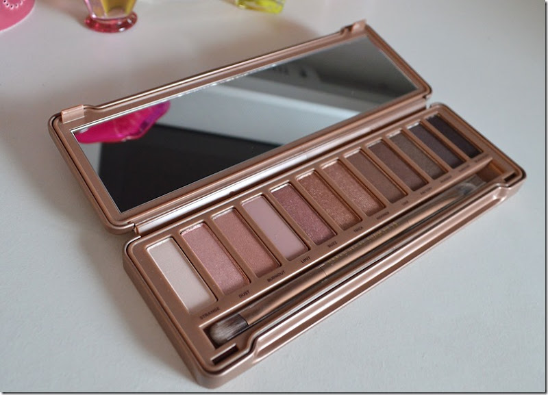 naked33 naked33