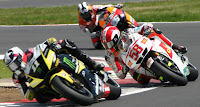 sIMONCELLI ATTACKS .JPG