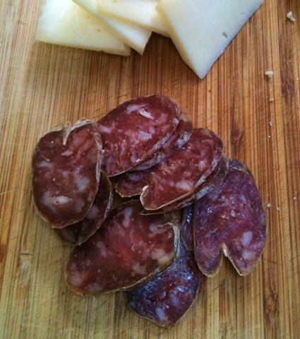 [sausage%2520dancing%2520ewe%255B4%255D.jpg]