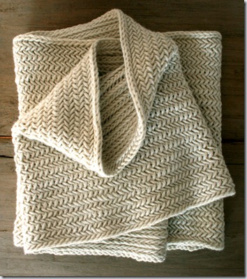 herringbone-cowl-flat-425