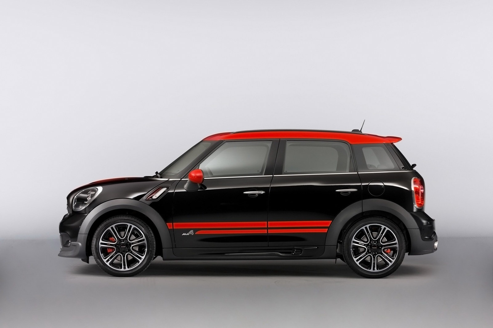 MINI-Countryman-JCW-4[2].jpg