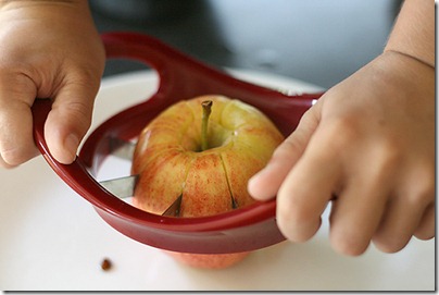 1 core and cut the apples 1 core and cut the apples