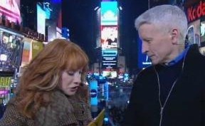 [anderson-cooper-kathy-griffin-97251504449_xlarge%255B4%255D.jpg]