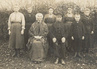Monden-Hereijgens Familiefoto (2).jpg