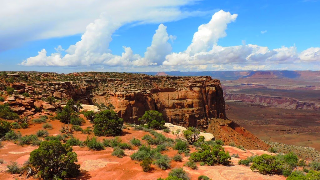[canyonlands-great-view4.jpg]