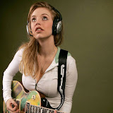 kelli271280x1024.jpg