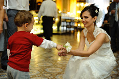 Fotos do evento Ana e Renato. Foto numero 41 de Rogerio von Kruger, fotografo no Rio de Janeiro (RJ), que faz fotos de casamento, fotos de musica, fotos de shows e fotos de eventos. Rogerio von Kruger faz fotos digitais de casamento no Rio de Janeiro, RJ. fotos de casamento foto digital rio janeiro rj festa noiva noivas festas album casamentos digitais retrato fotografia eventos boda video
