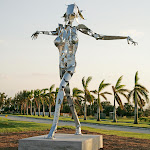 The Muse, galvanized and powder coated steel, 27' x 24' x 13', 2005