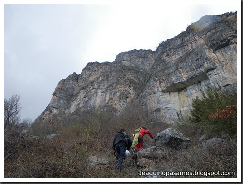 Via Diedro Sajuma 190m 6b (6a A0 Oblig) (Peña Solano, Escarrilla) (Isra) 9496 Via Diedro Sajuma 190m 6b (6a A0 Oblig) (Peña Solano, Escarrilla) (Isra) 9496