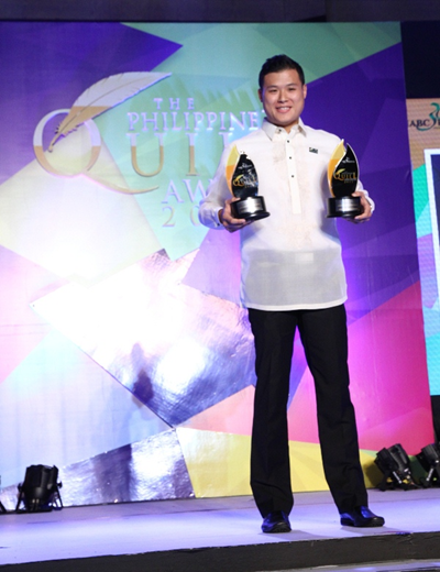 ABS-CBN Marketing’s Chris Wong receives Quill award for the station’s integrated Christmas campaign