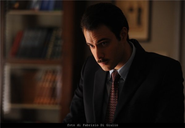 [Il-giovane-Montalbano-93.jpg]