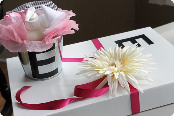 diy baby shower gift wrapping
