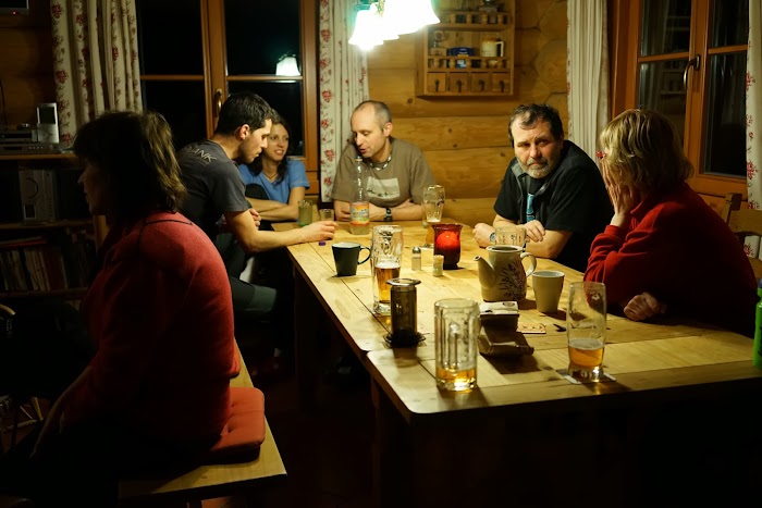Láďův ( † 8.2.2014 ) poslední večer na srubu DSC01922.jpg