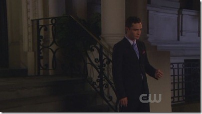 chuck-alone-gossip-girl chuck-alone-gossip-girl
