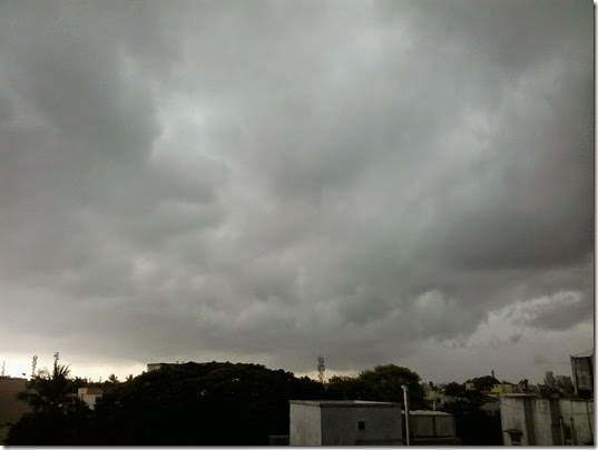 chennai-sky-looking-North-15-Apr-2015