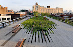 El dueño de este emprendimiento es la ciudad de Nueva York quien lo mantiene y hace funcionar conjuntamente con los llamados amigos de High Line.