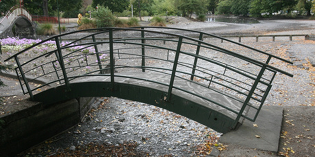 Remembrance Lake, Queen Elizabeth Park, Masterton, dries up in New Zealand's drought of Summer 2013. Photo: APN