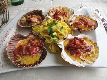 La_Tetrade_(coquilles_Saint-Jacques)