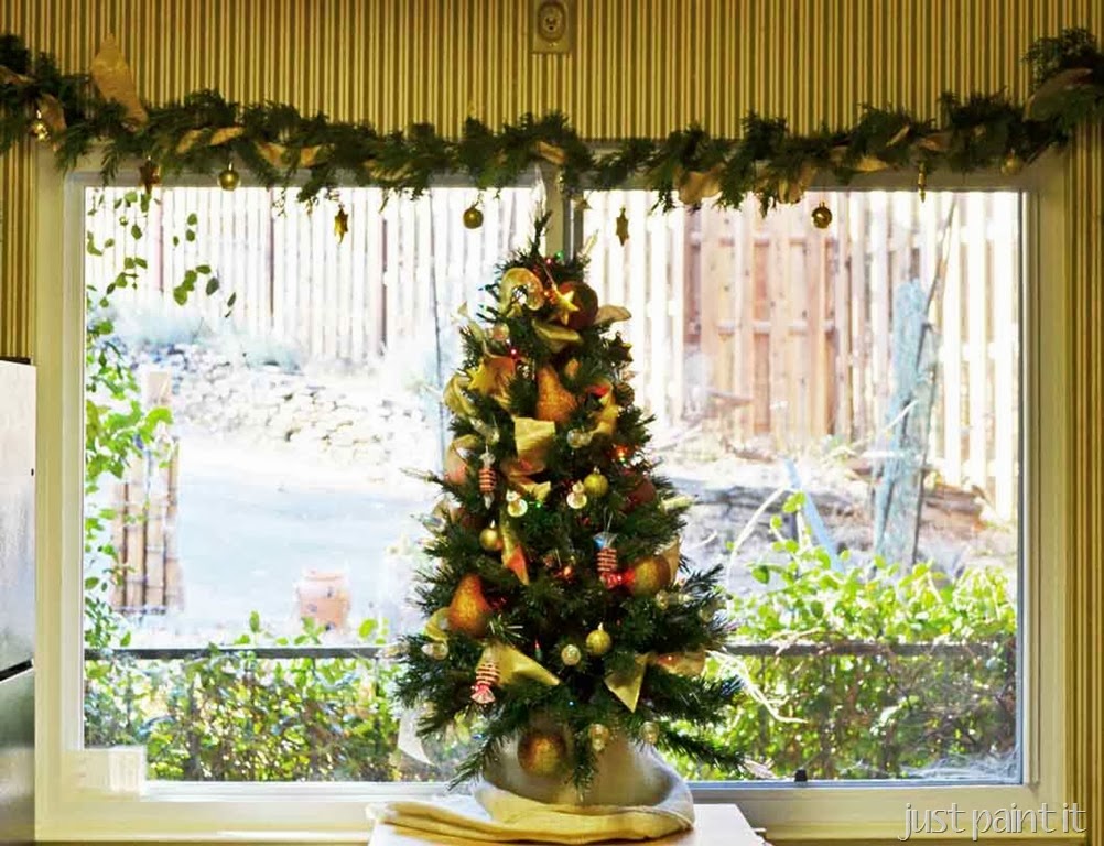 [Xmas-Kitchen-A%255B2%255D.jpg]