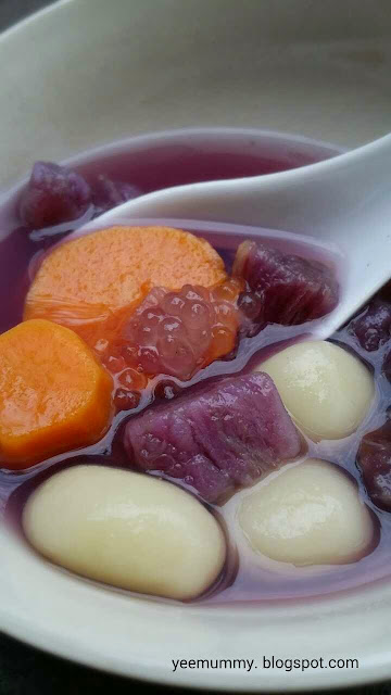 班兰汤圆番薯糖水 班兰汤圆番薯糖水