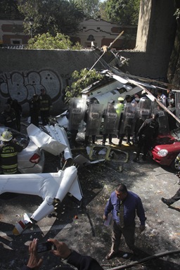 [Helicoptero_Desplome_Coyoacan-2%255B3%255D.jpg]