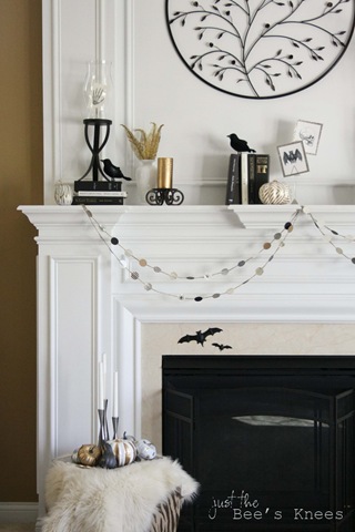 cropped halloween mantle