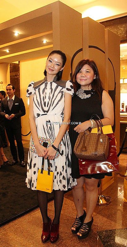 FENDI BAGUETTE Specchietti BAGS LIMITED RE-EDITION SHEILA SIM BEAUTE RUNWAY FENDI FOREVER ZUCCHINO BOSTON SPRING SUMMER 2012 FALL WINTER 2013 SINGAPORE NEW FLAGSHIP SOUTH EAST ASIA BOUTIQUE GRAND OPENING NGEE ANN CITY