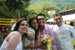 Fotos do evento Ana Carolina + Heron. Foto numero 0104 do Studio Caldas, do Rio de Janeiro, RJ. Lincoln Caldas e equipe fazem fotos de casamento (fotografias de casamentos), fotos de making-of (making of de noiva), fotos em estudio (ensaios fotograficos), fotos de casal (ensaios fotograficos de e-session), fotos de familia, videos de casamento (filmagem de casamentos), videos de making-of e clipes de casamento. Fotojornalismo e videojornalismo no Rio de Janeiro, RJ. fotos casamento rio de janeiro fotografias casal rj foto eventos familia noiva ensaio fotografico videos galeria noivas fotografo evento casar retrato fotografía fotografia e filmagem bolos casamentos festa penteados para