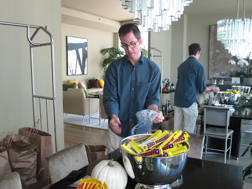 The preparation for the candy buffet was pretty easy.