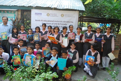 Rotary Books for the World_Hashoo Foundation Distribution (41) Rotary Books for the World_Hashoo Foundation Distribution (41)