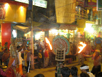 Spontaneous street celebration and performance, Varanasi