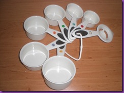measuring cups measuring cups