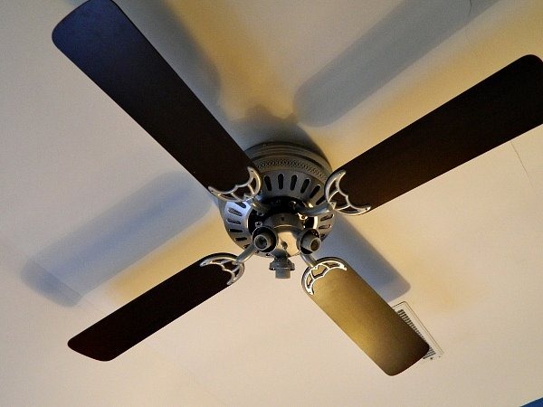 [Ceiling%2520Fan%2520Makeover%2520blades%2520attached%255B4%255D.jpg]