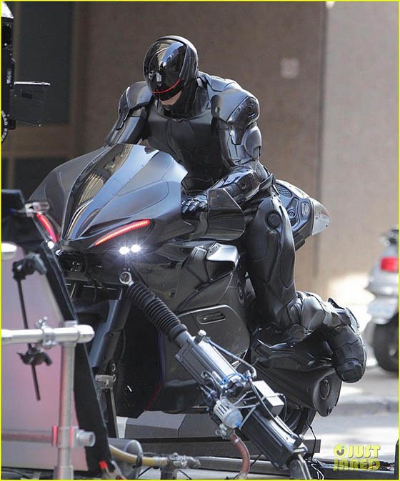 RoboCop new set 04