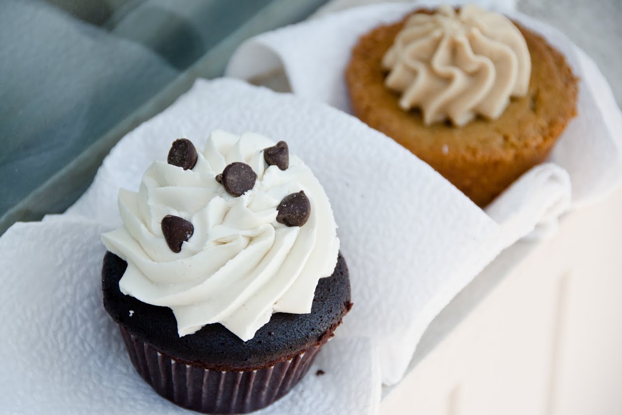 Chocolate chip cookie dough cupcake