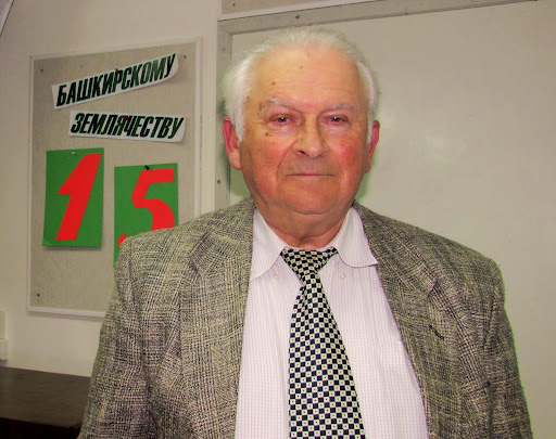 35 Azriel Markovich.jpg